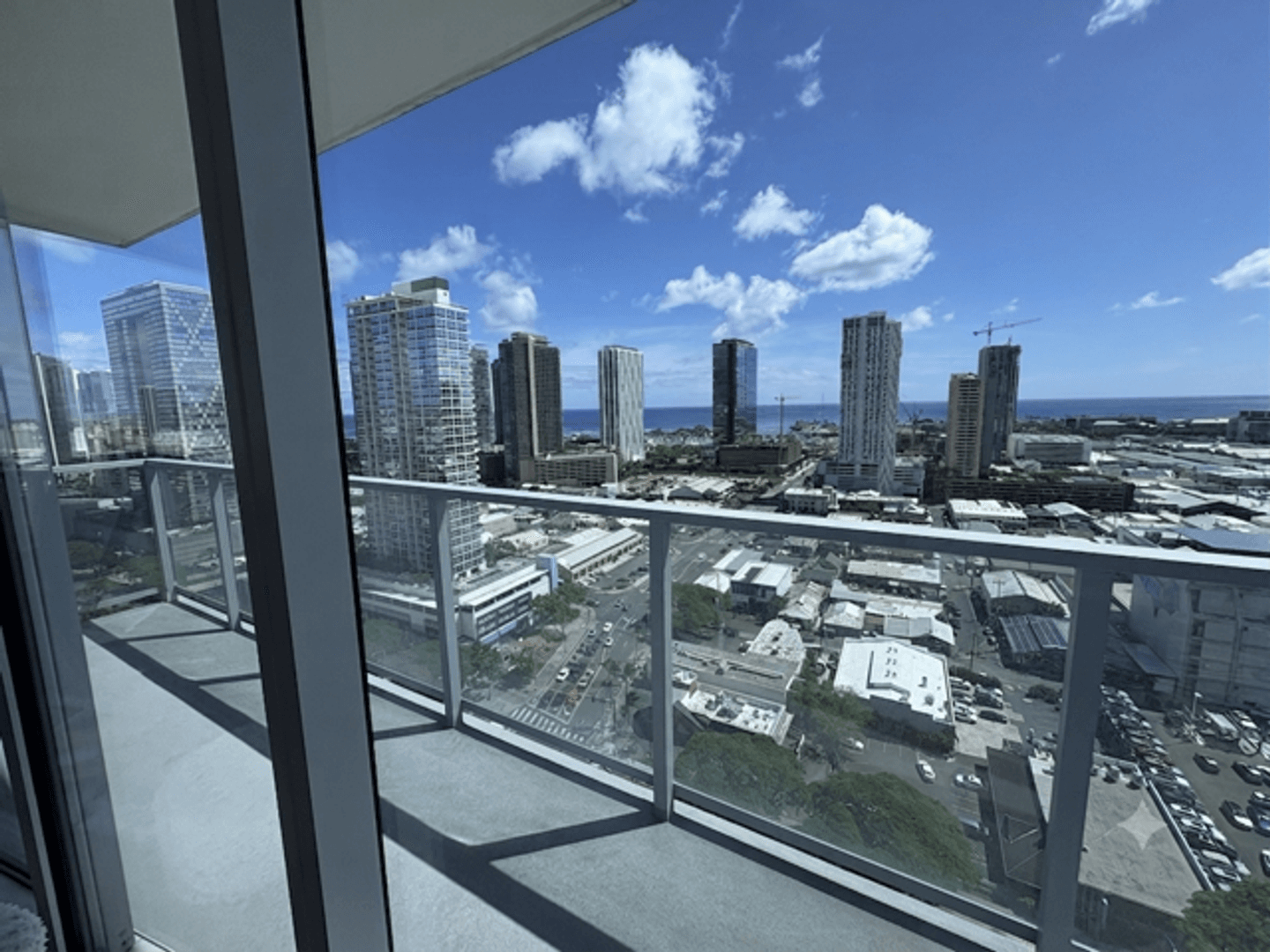 Honolulu House: 888 Kapiolani Blvd. Unit 2505