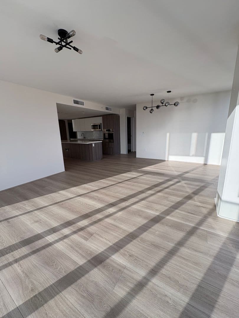 Honolulu House: 888 Kapiolani Blvd. Unit 2505