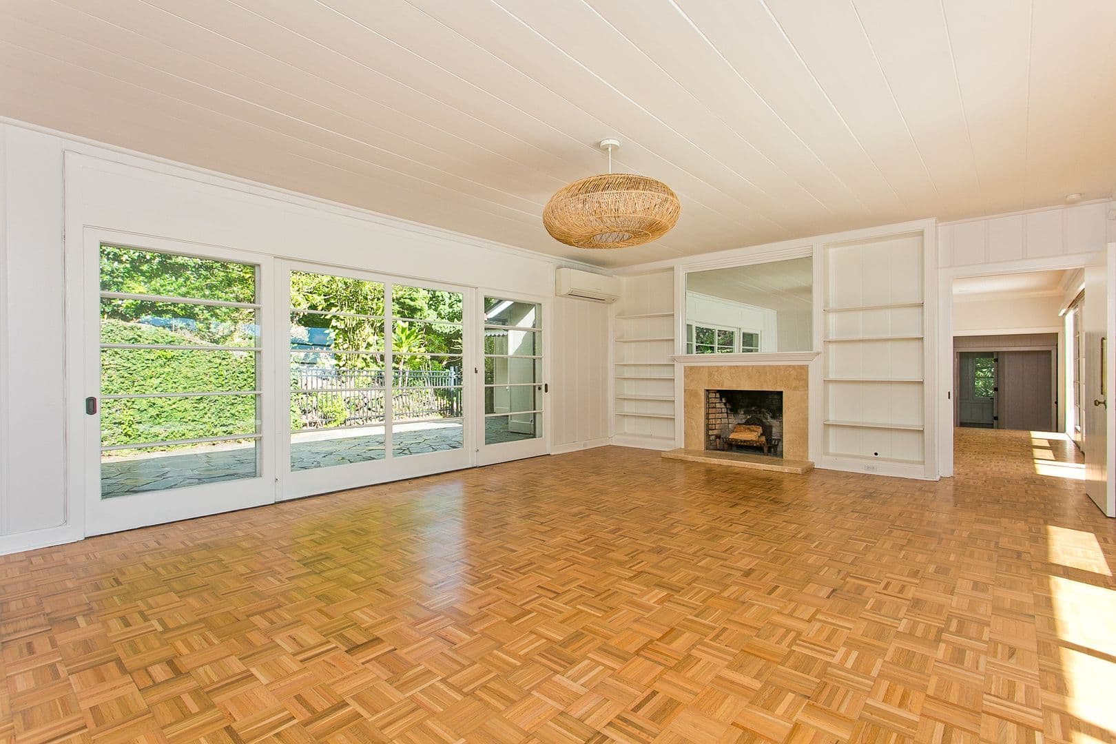 Honolulu House: 3125 Huelani Pl