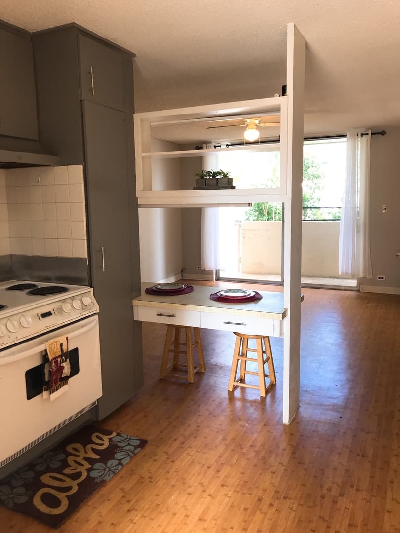 Honolulu Apartment: 1234 Alexander Street