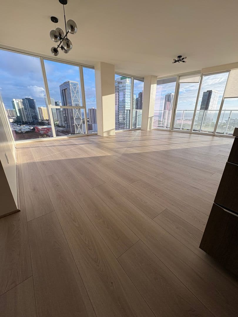 Honolulu House: 888 Kapiolani Blvd. Unit 2505