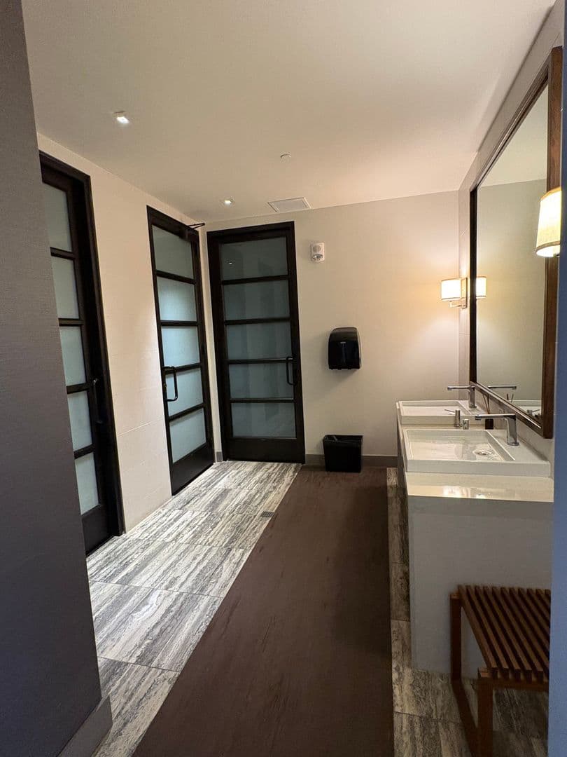 Honolulu House: 888 Kapiolani Blvd. Unit 2505