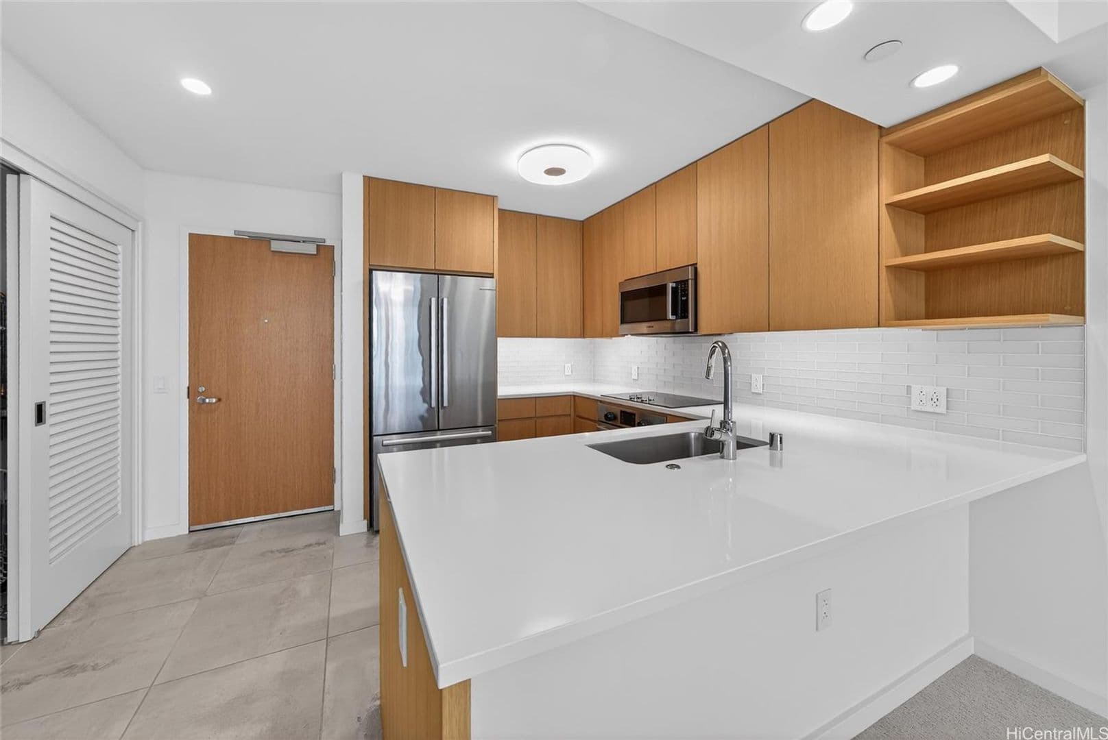 Honolulu House: 1388 Kapiolani Blvd