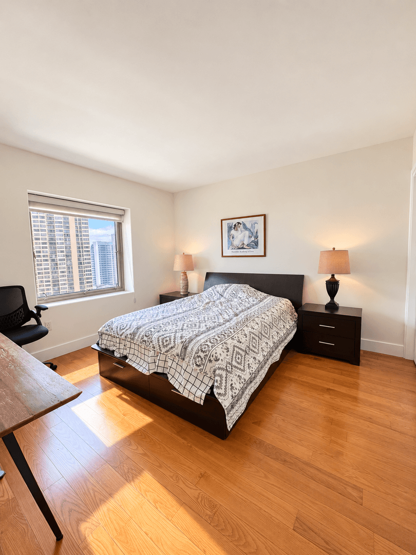 Honolulu House: 1551 Ala Wai Blvd.