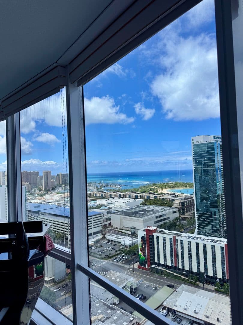 Honolulu House: 1288 Kapiolani Blvd. I-3608
