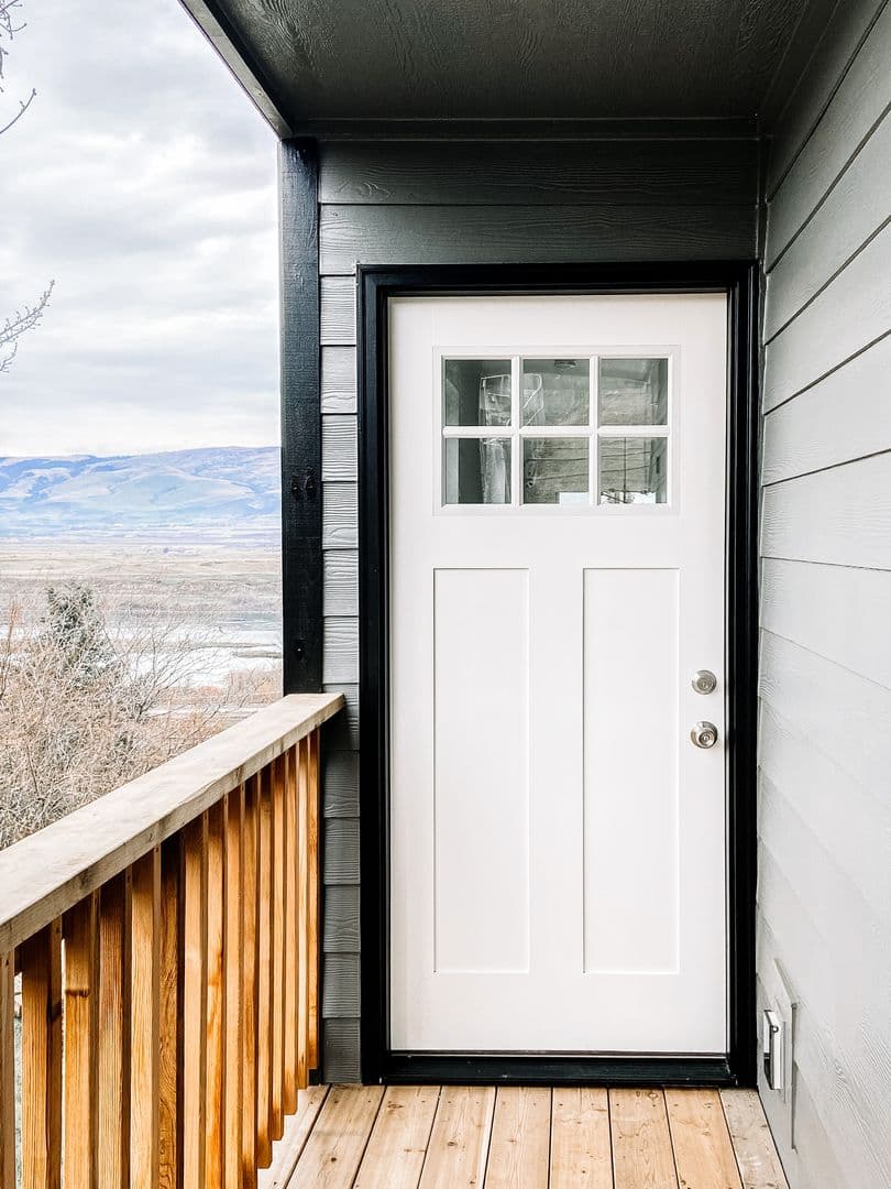 The Dalles House: 2725 E 9th St.