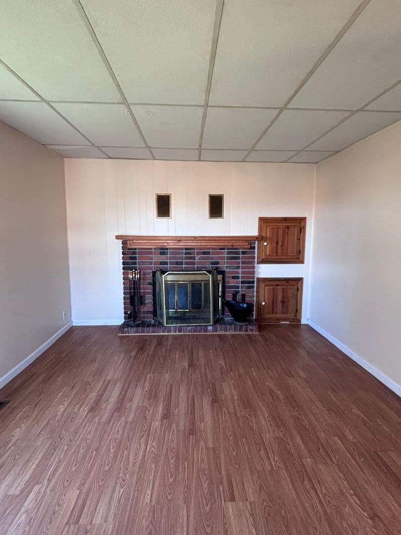 The Dalles House: 614 W 12th St.
