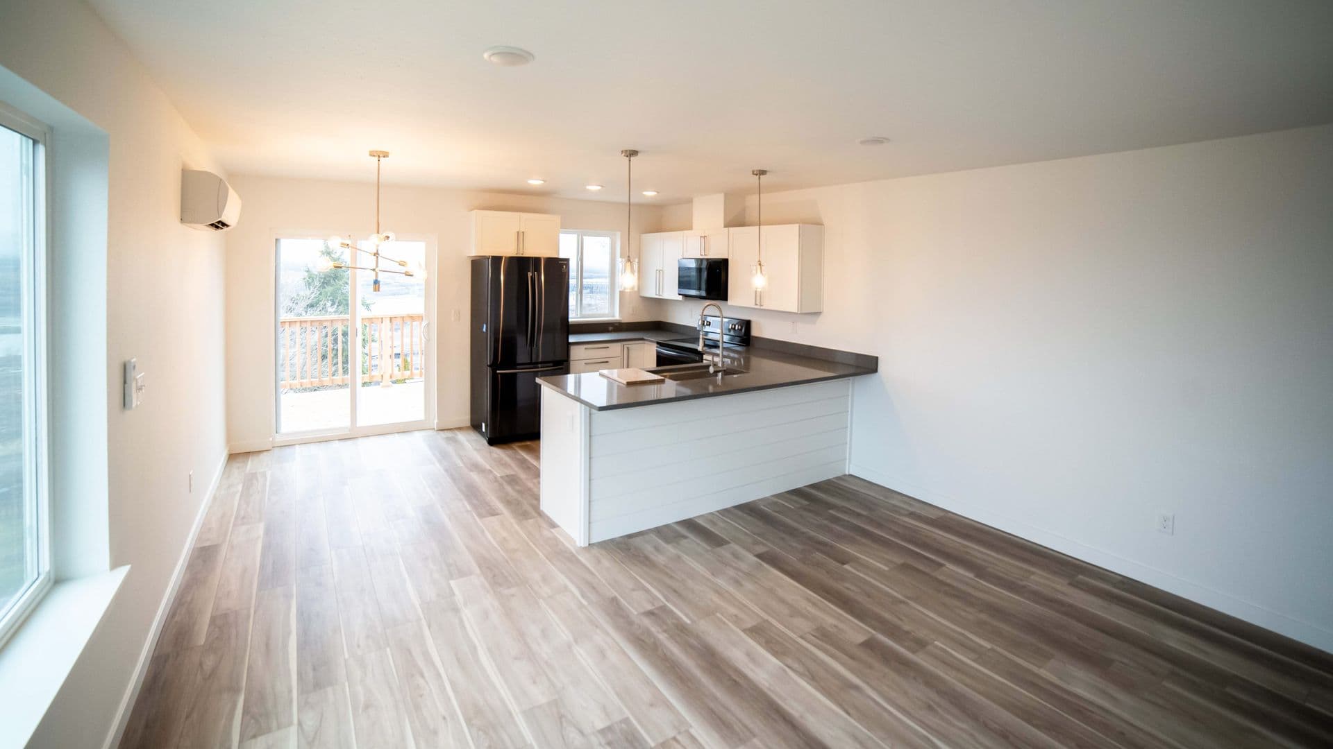The Dalles House: 2725 E 9th St.