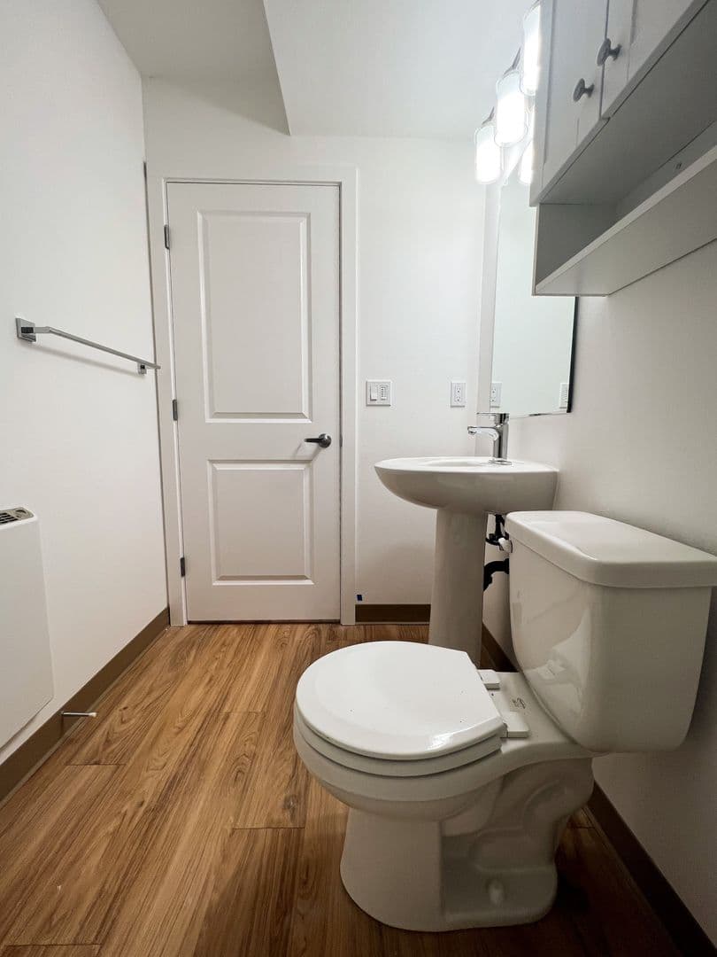 Hood River Apartment: 230 Clearwater Lane