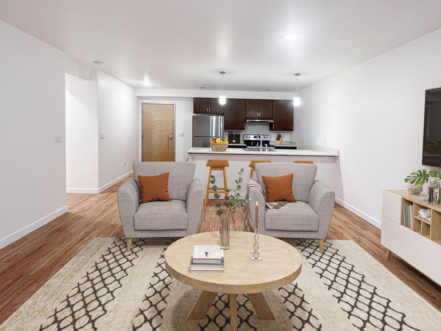 Hood River Apartment: 230 Clearwater Lane
