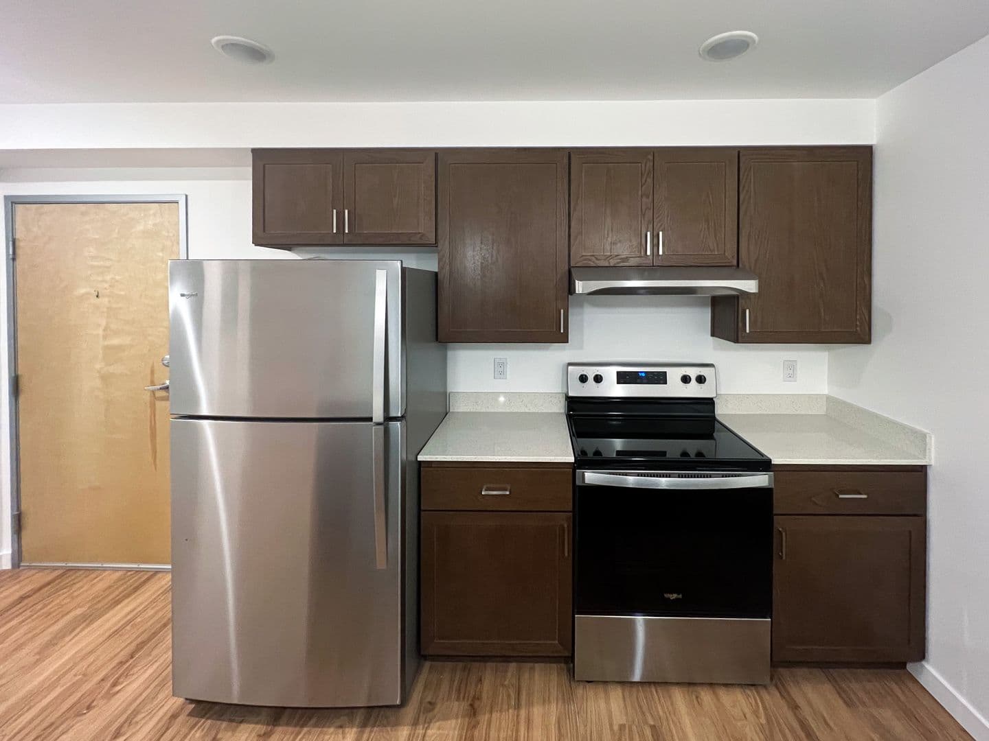 Hood River Apartment: 230 Clearwater Lane