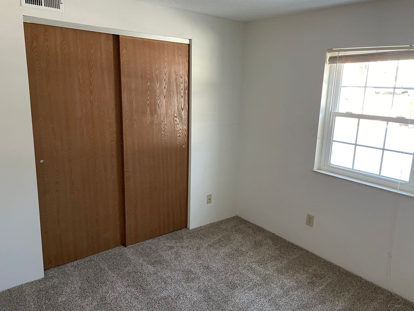 Cincinnati Apartment: 5385 Lees Crossing Drive