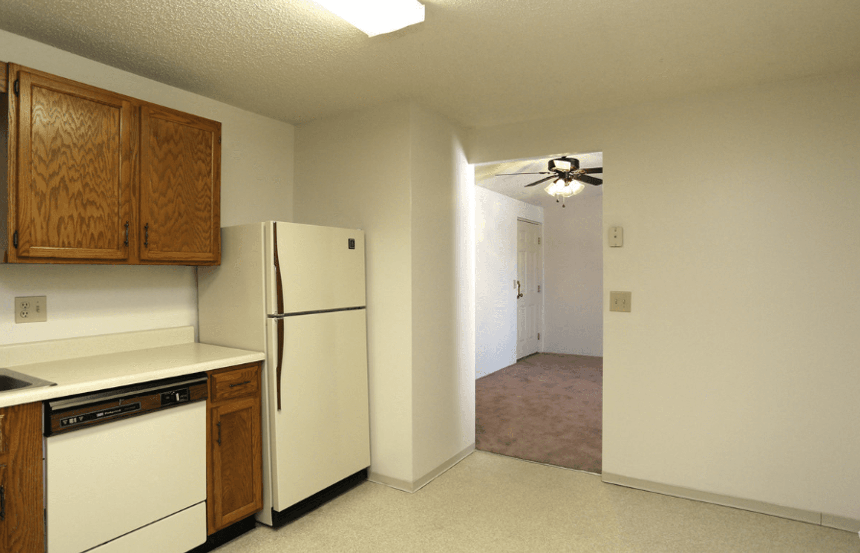 Cincinnati Apartment: 5385 Lees Crossing Drive