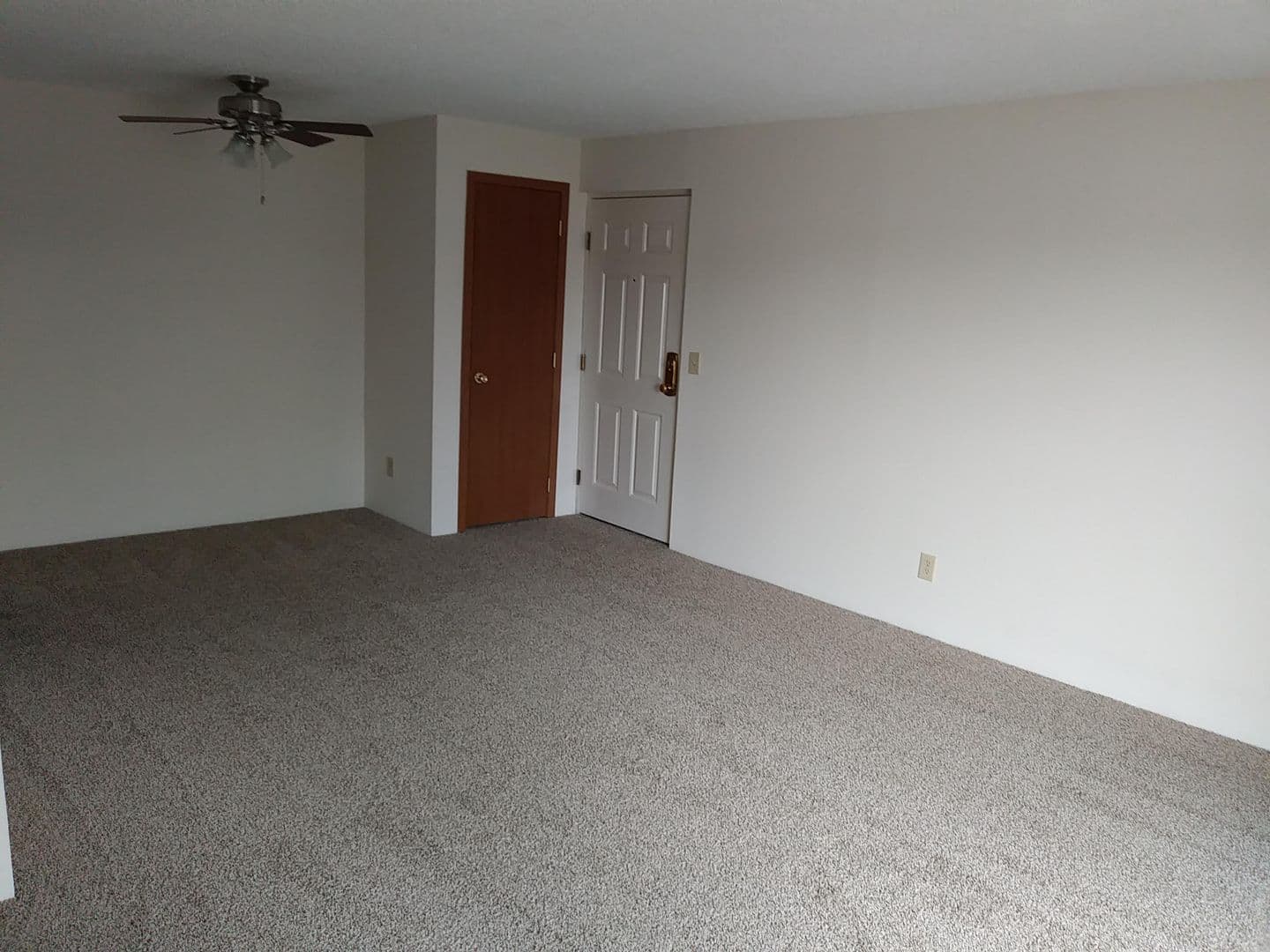 Cincinnati Apartment: 5410 Lees Crossing Drive
