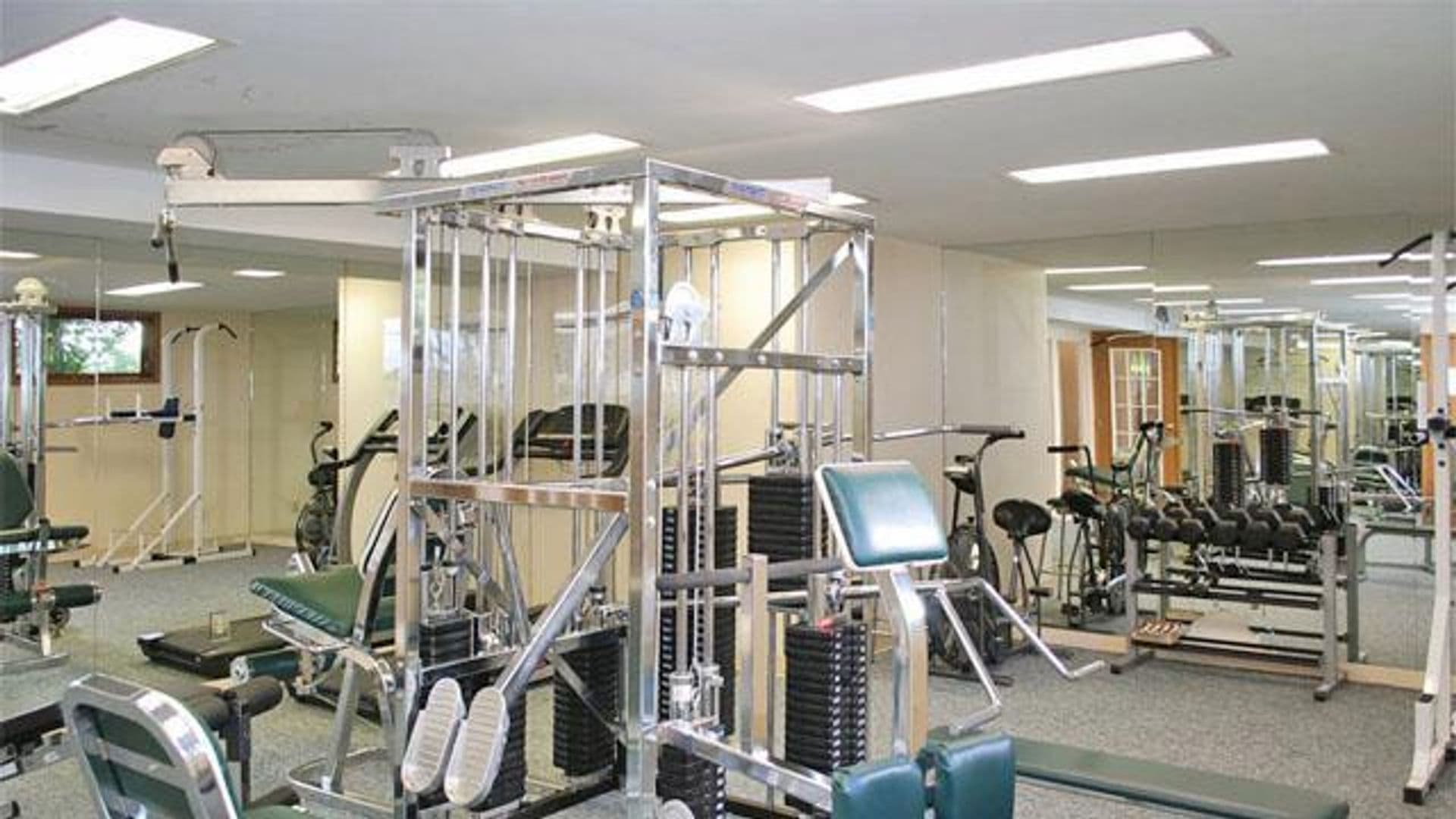 Cincinnati Apartment: 5385 Lees Crossing Drive