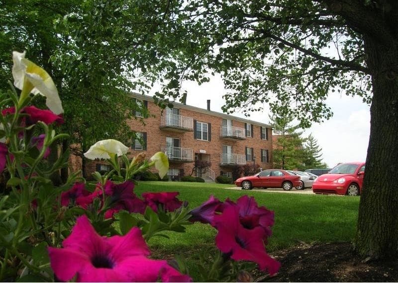 Cincinnati Apartment: 5380 Lees Crossing Drive