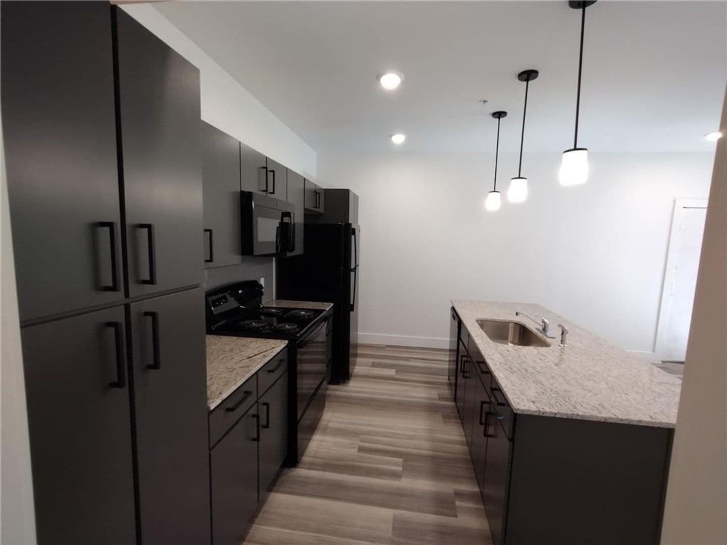 Fayetteville Apartment: 936 and 944 N Willis