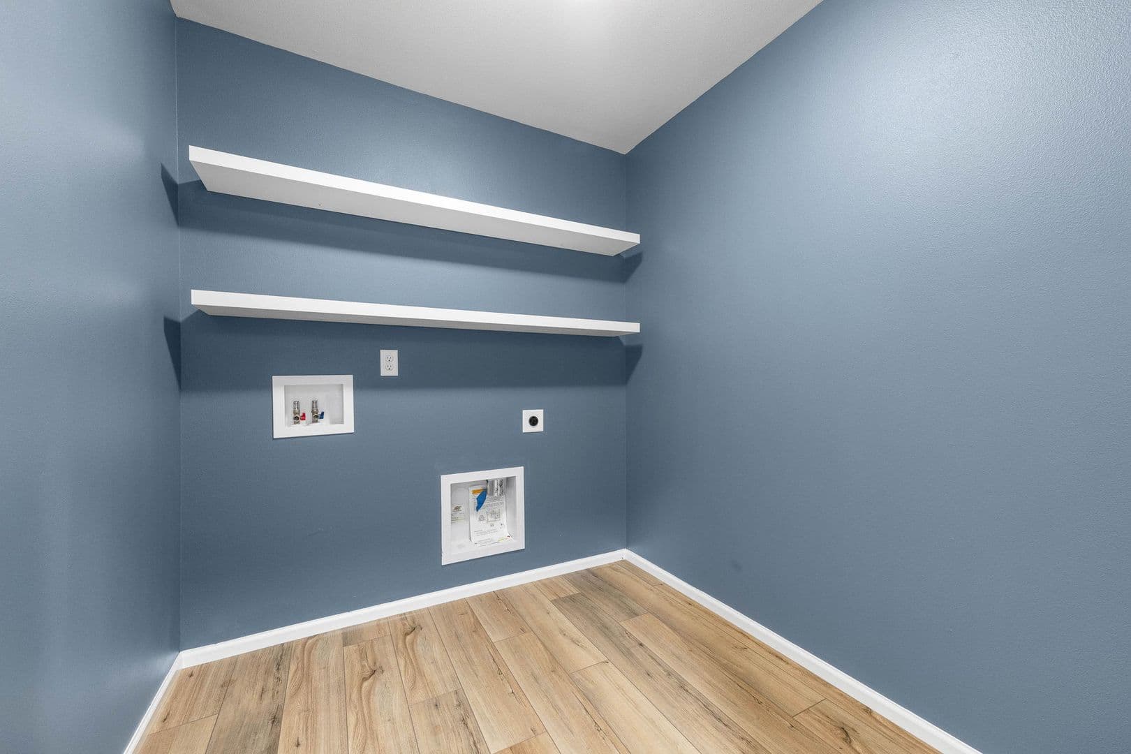 Yelm House: 15209 Prescott Loop SE