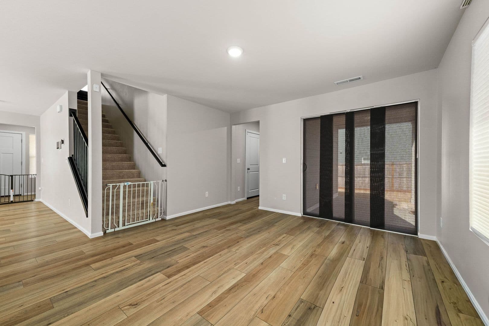 Yelm House: 15209 Prescott Loop SE