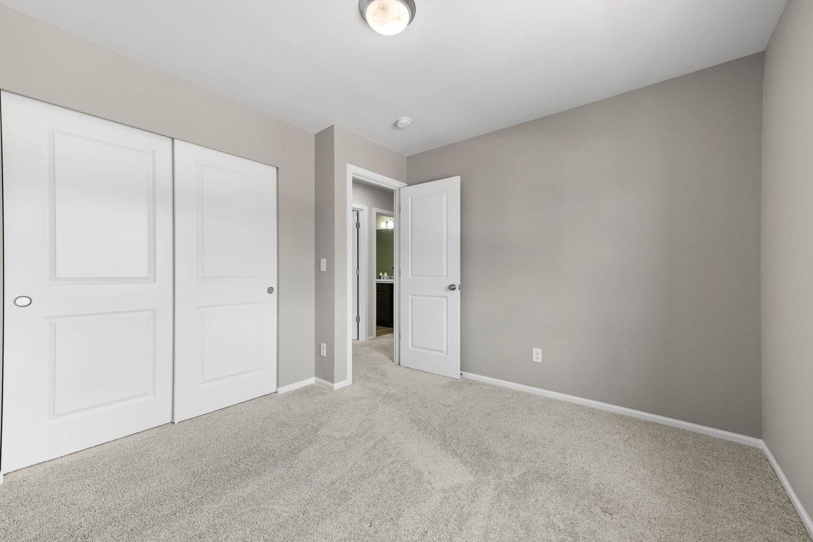 Yelm House: 15209 Prescott Loop SE