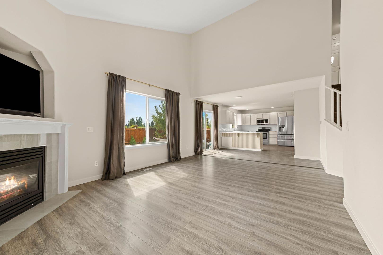 Yelm House: 16640 Rainier View DR SE