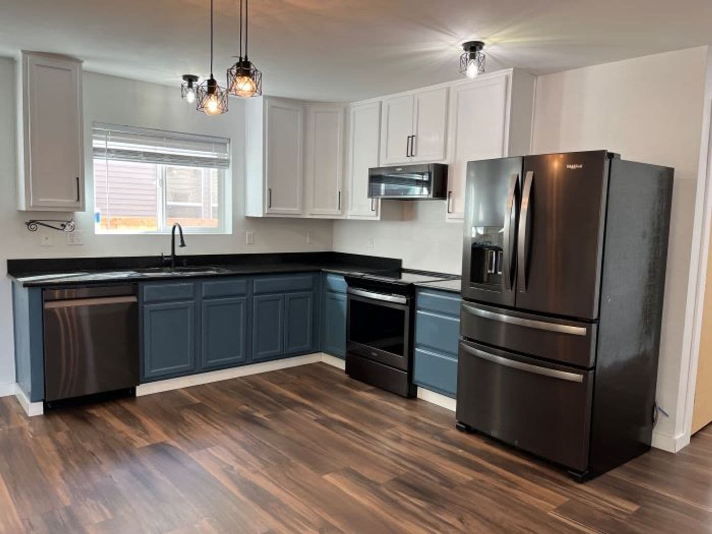 DuPont House: 1458 Brackenridge Avenue