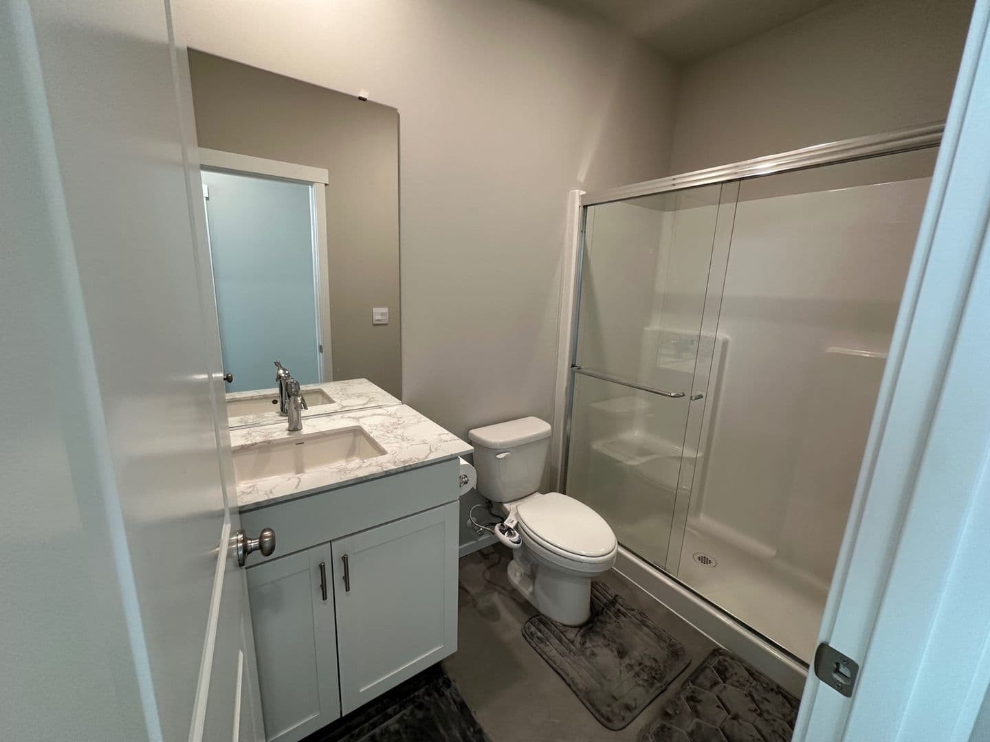 Olympia House: 2406 Hyde CT NE