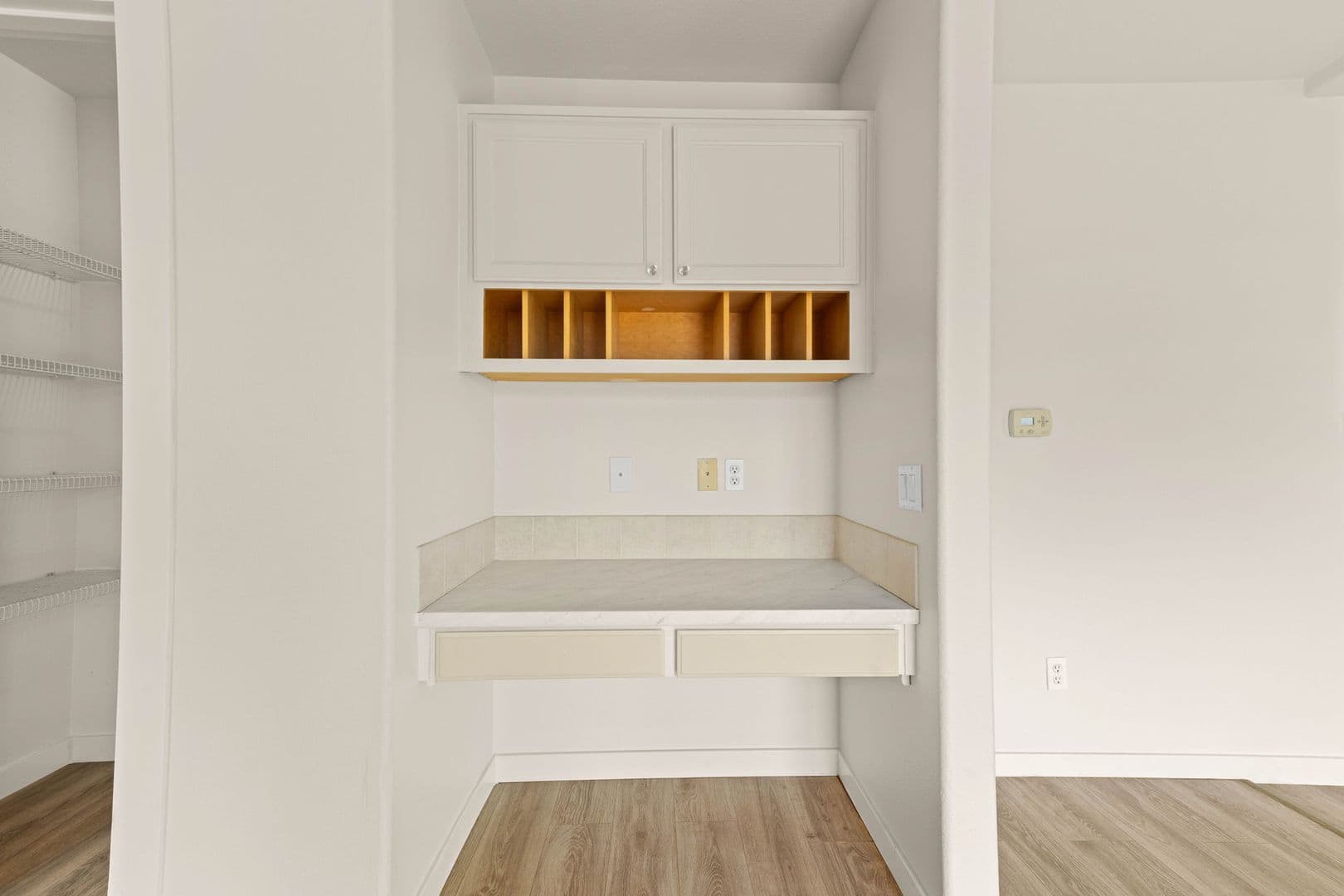 Yelm House: 16640 Rainier View DR SE