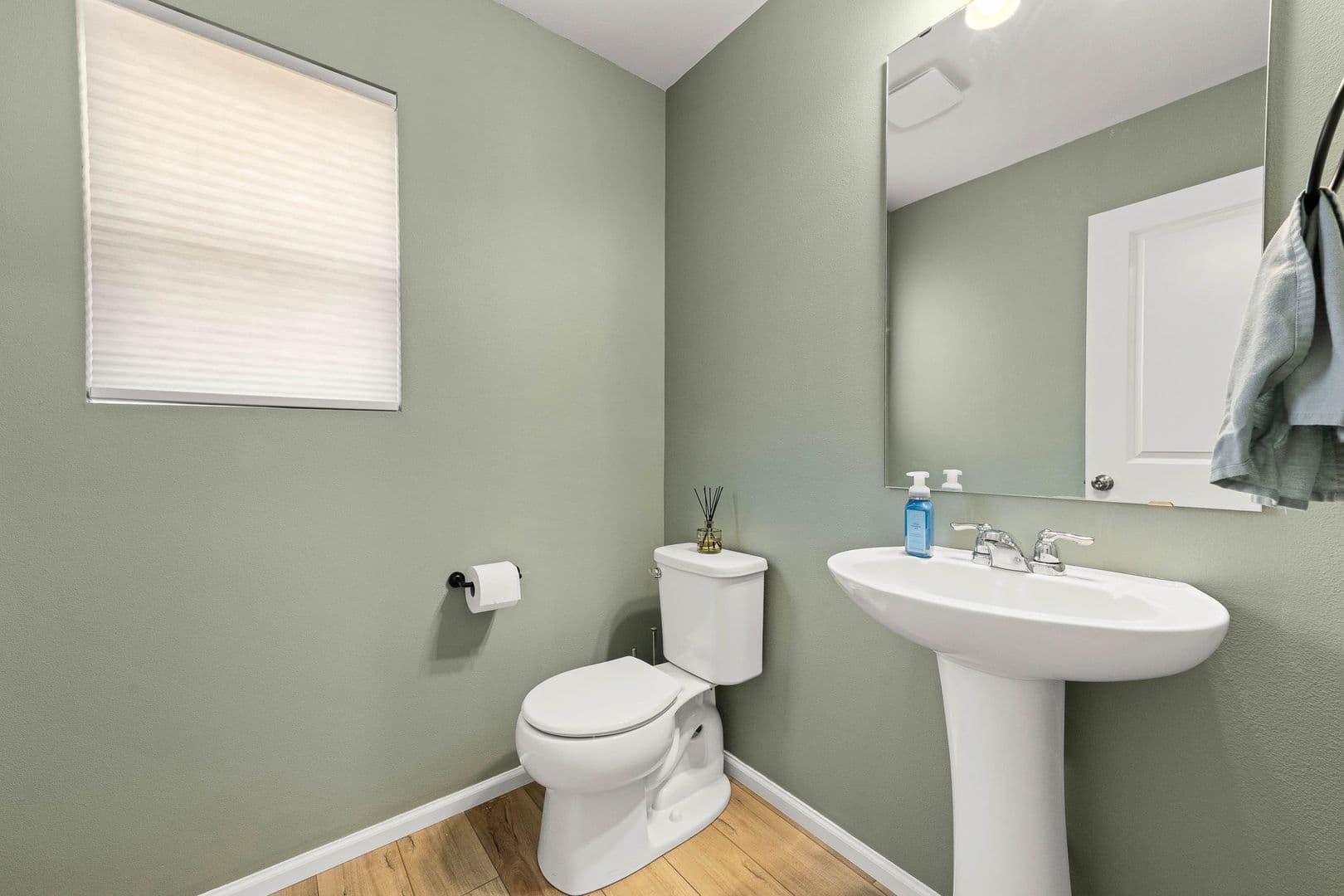 Yelm House: 15209 Prescott Loop SE