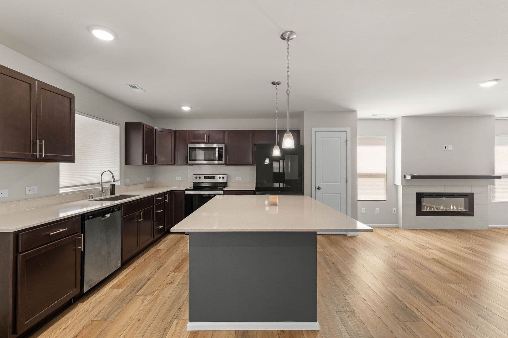 Yelm House: 15209 Prescott Loop SE
