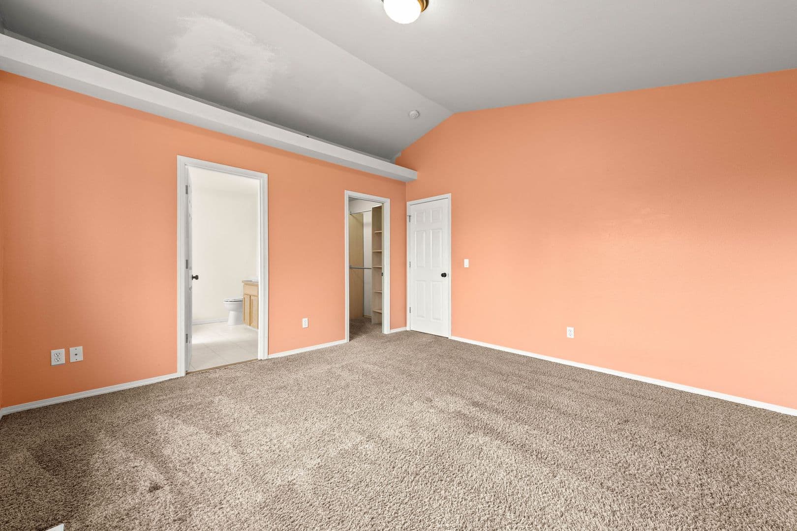 Yelm House: 16640 Rainier View DR SE