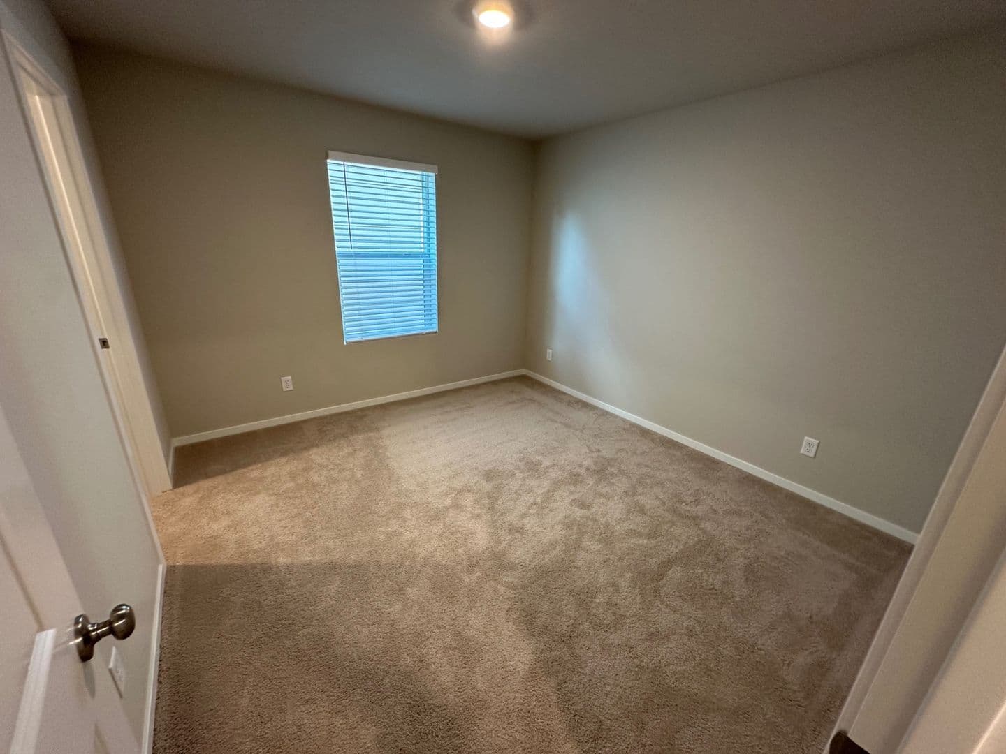 Olympia House: 2406 Hyde CT NE