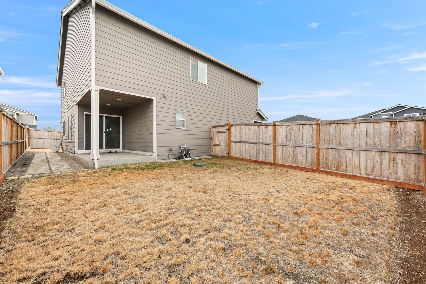 Yelm House: 15209 Prescott Loop SE