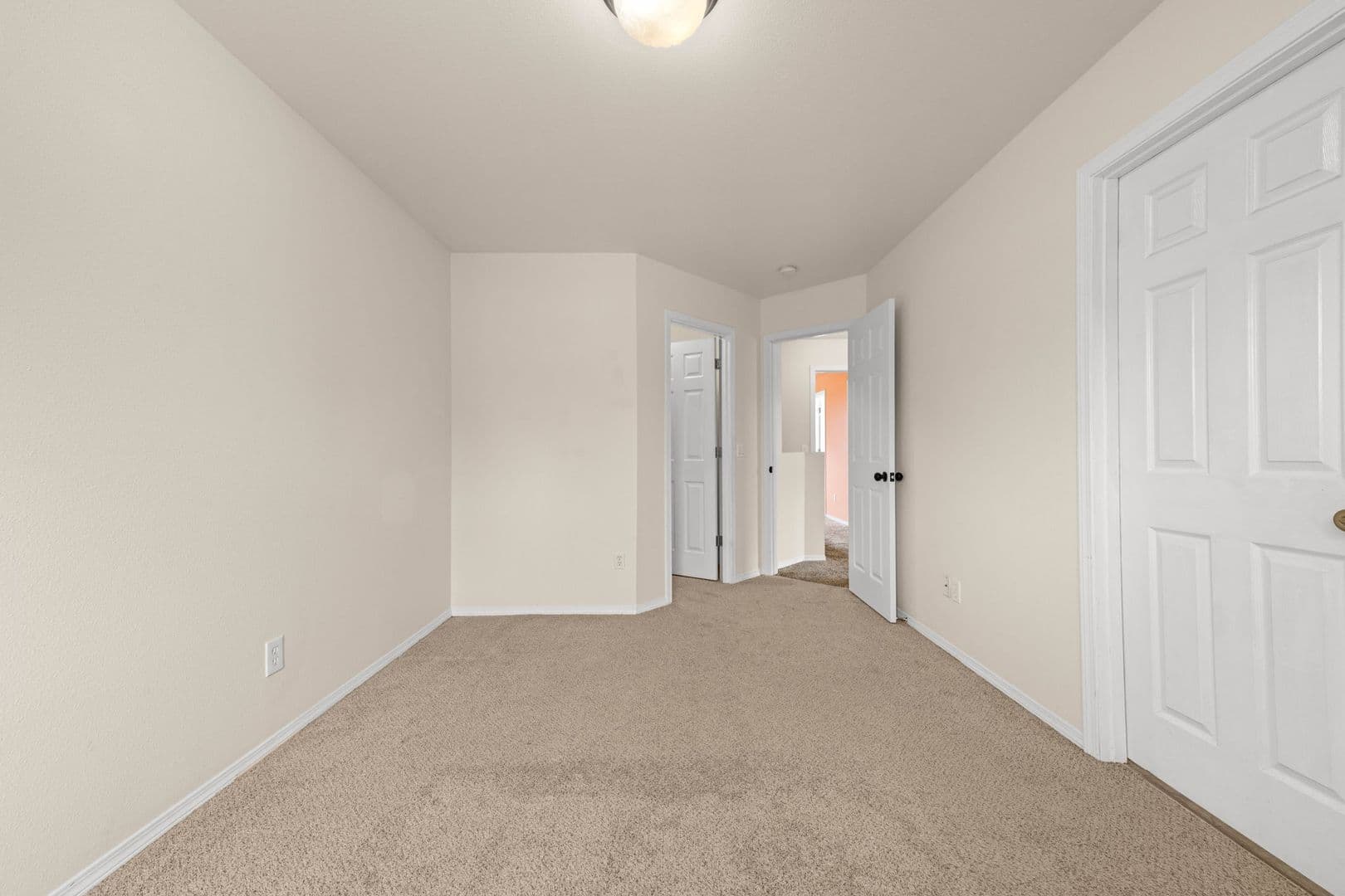 Yelm House: 16640 Rainier View DR SE