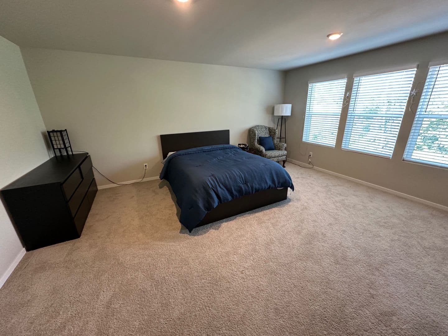 Olympia House: 2406 Hyde CT NE
