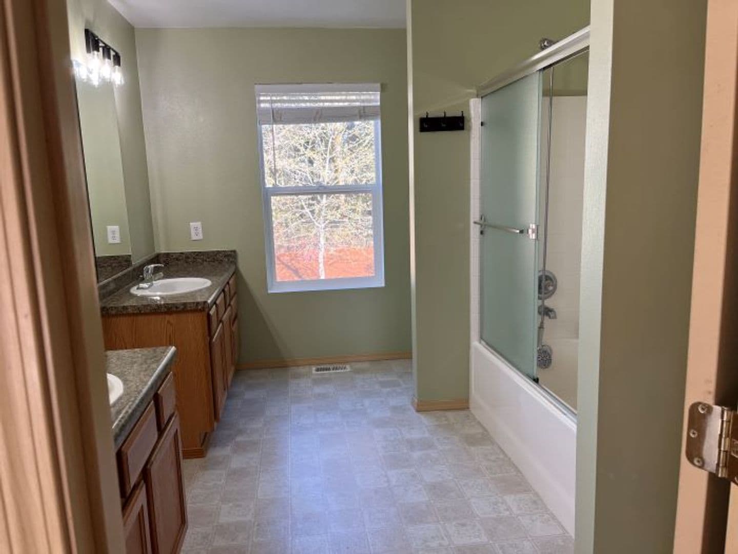 DuPont House: 1458 Brackenridge Avenue