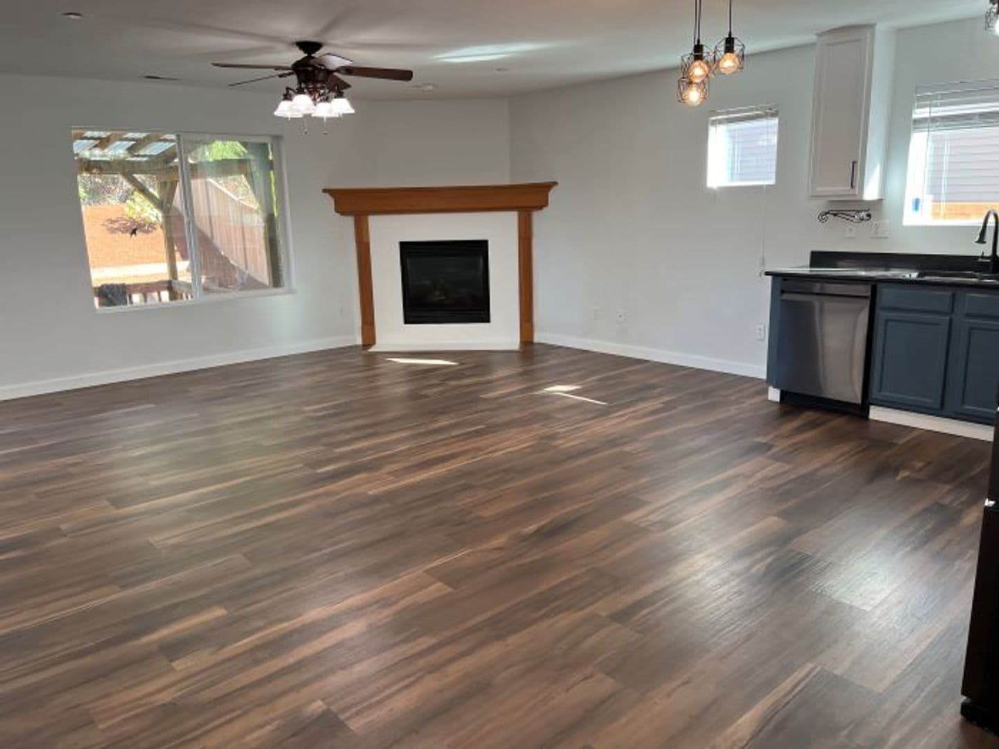 DuPont House: 1458 Brackenridge Avenue