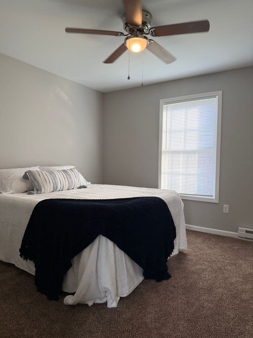 Richmond Apartment: 100 Park Crest Court