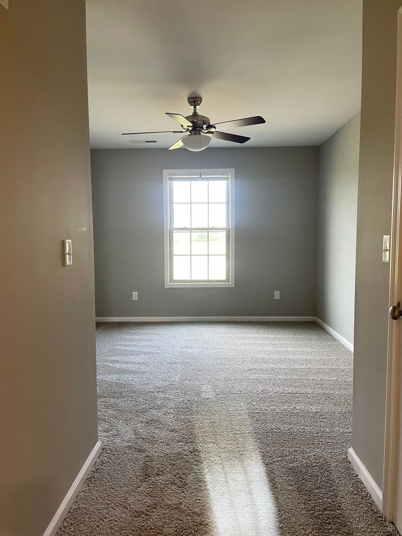 Richmond Apartment: 100 Park Crest Court