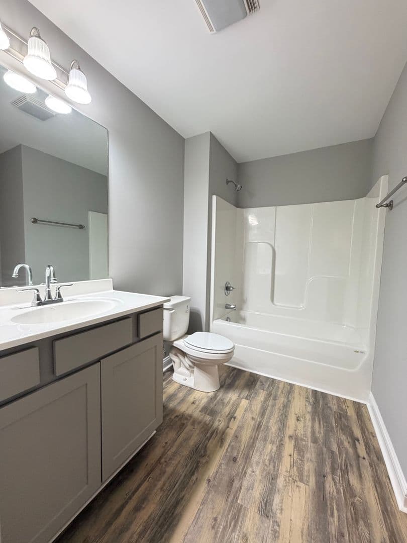 Winchester Apartment: 312/314 Prescott Lane