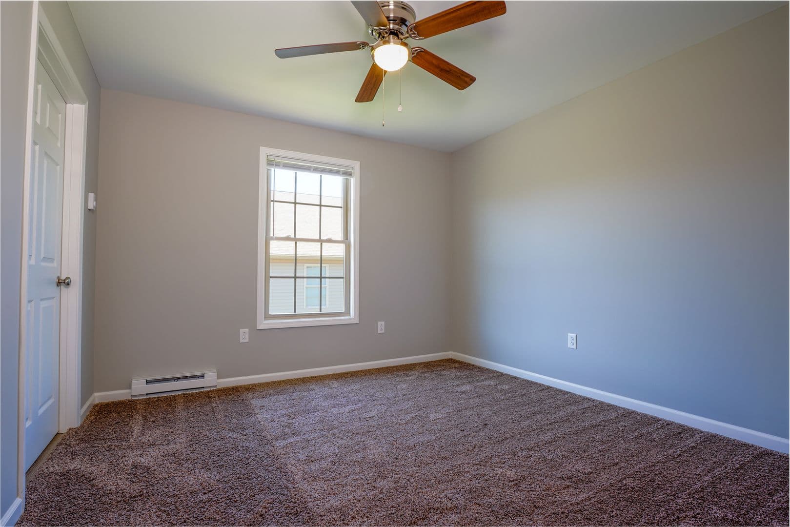 Richmond Apartment: 100 Park Crest Court