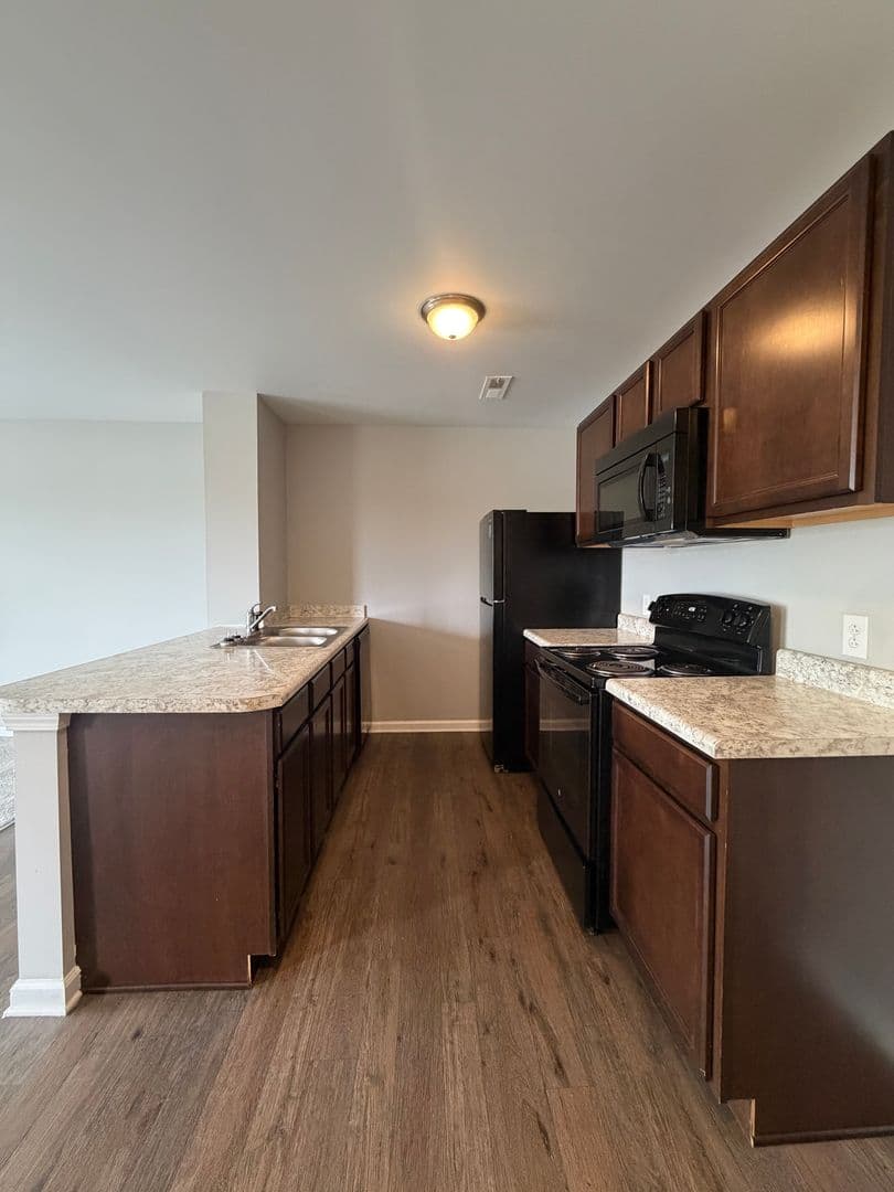Winchester Apartment: 110 Buffalo Trace