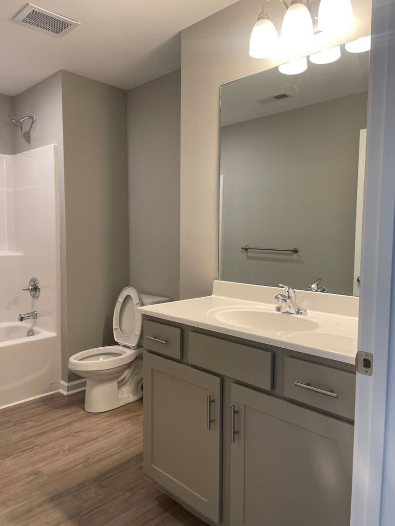 Berea Apartment: 418 Pauline Dr