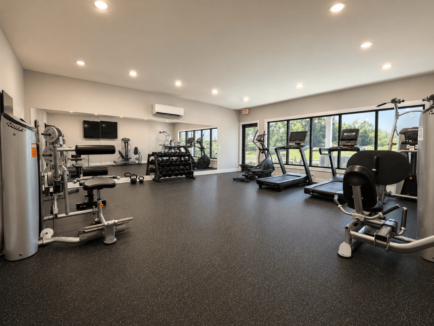 Winchester Apartment: 105 Pinnacle Place