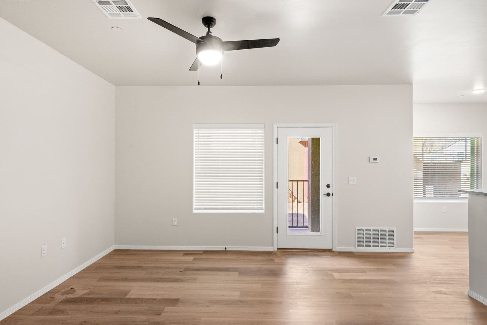 LAS CRUCES Apartment: 180 THREE CROSSES AVE