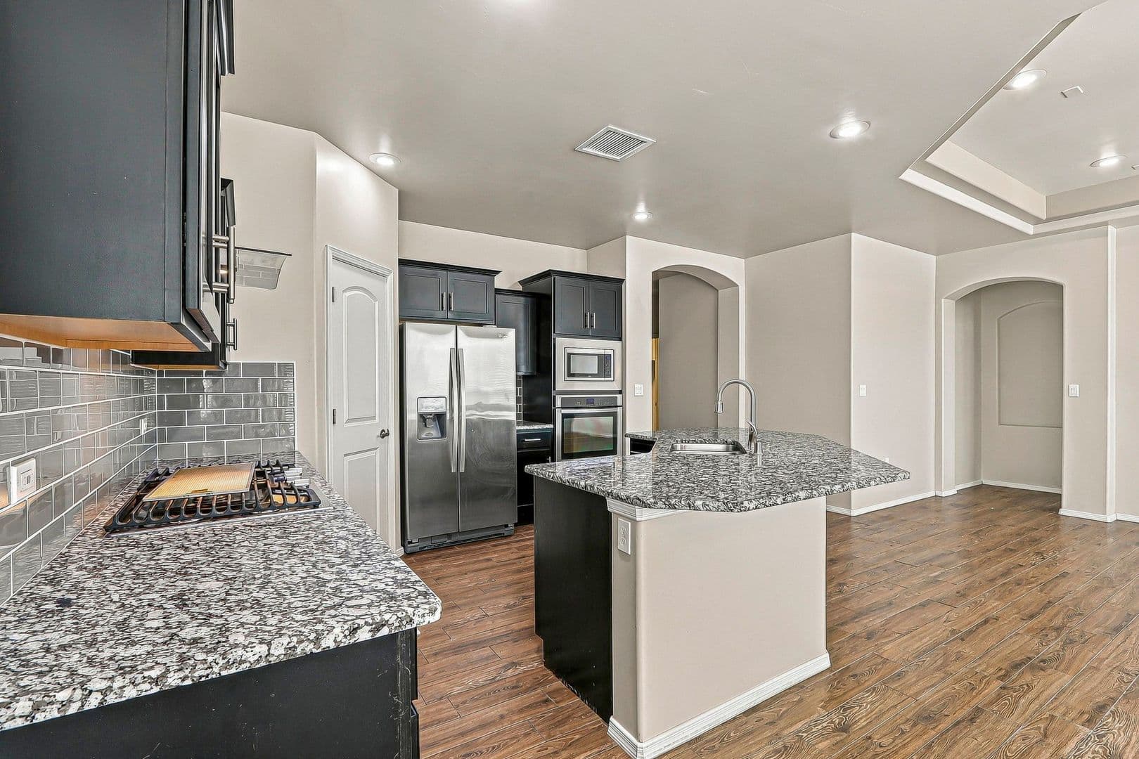 El Paso House: 12328 Joe Gomez