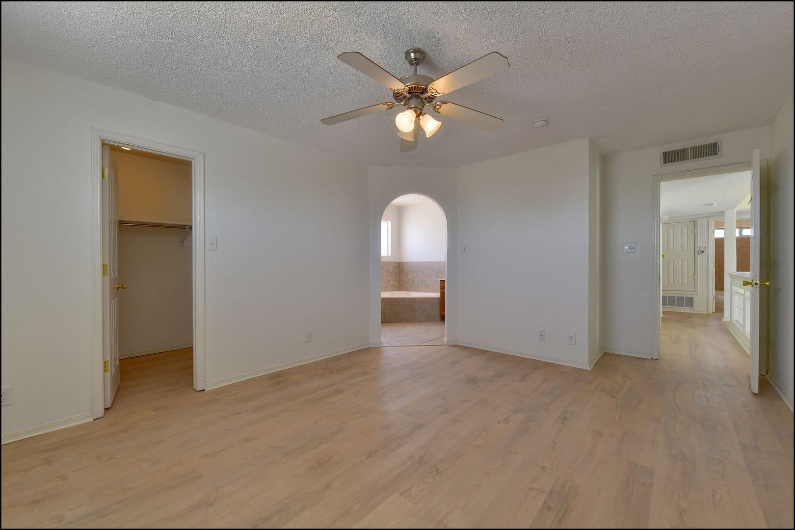 El Paso House: 253 Summerbrooke