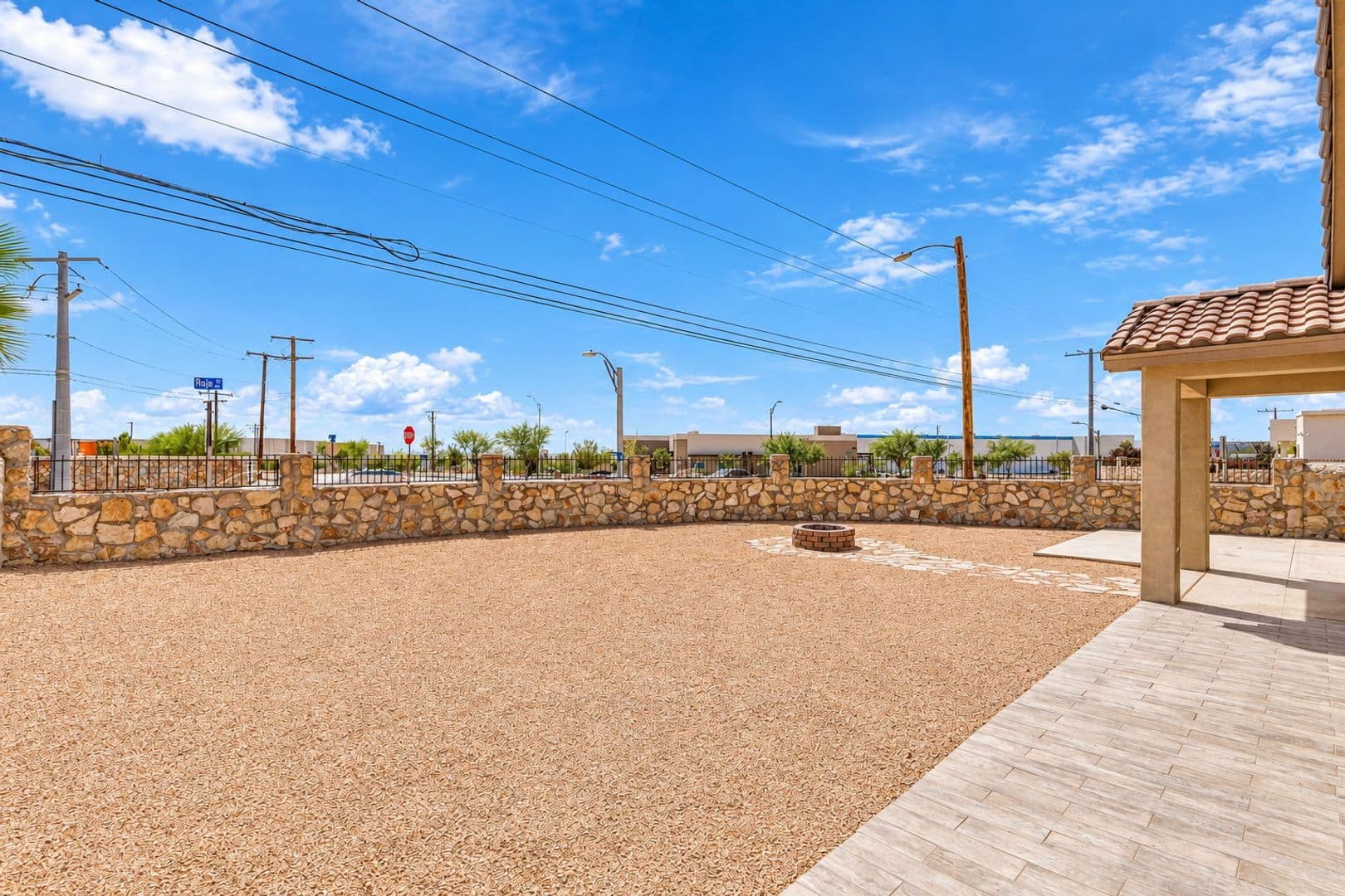 El Paso House: 12328 Joe Gomez