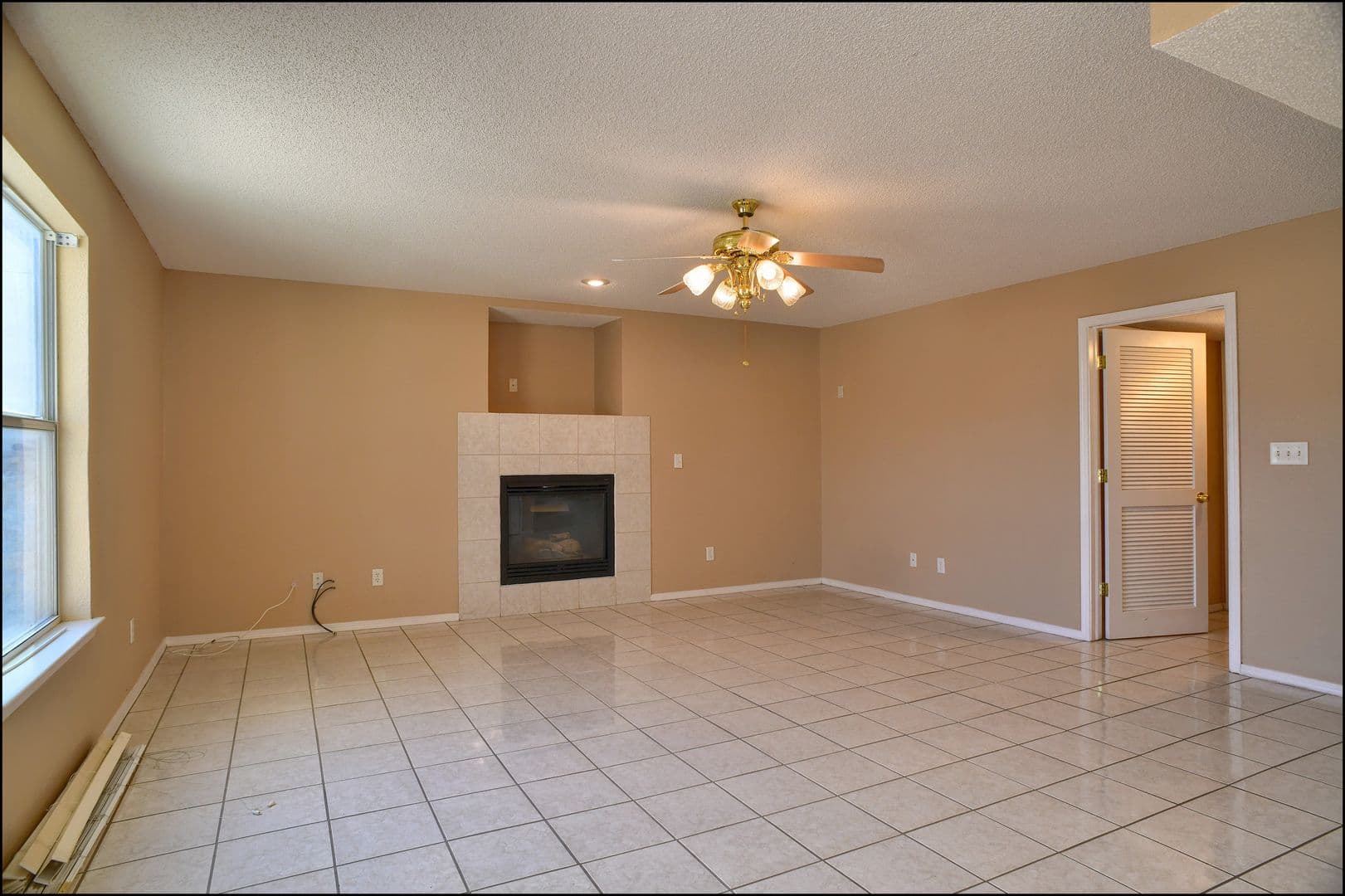 El Paso House: 1212 Olga Mapula