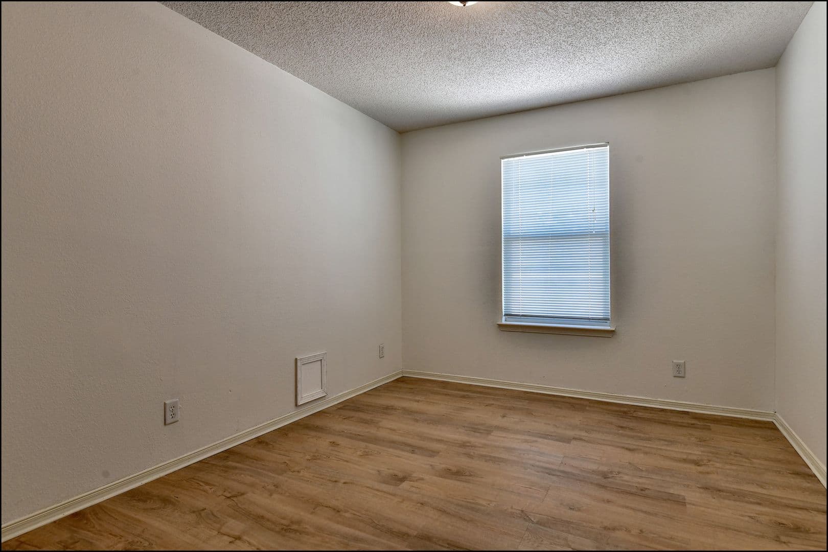 El Paso House: 253 Summerbrooke